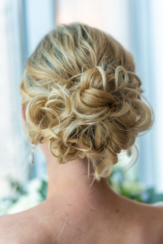 Parrucchiere specializzato in acconciatura da sposa a Vicenza